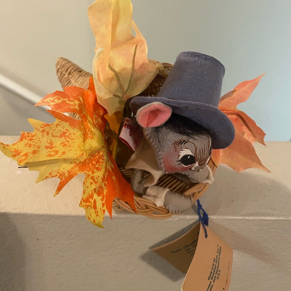 Annalee Doll in Cornucopia with Fall Leaves. NWT. USA. - Picture 2 of 8